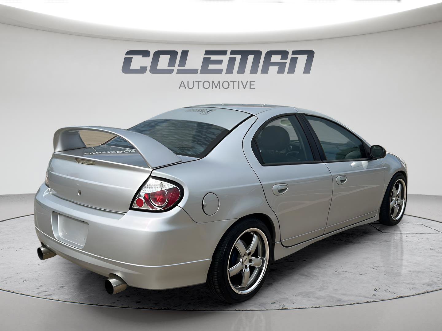 Used 2004 Dodge Neon FWD image 3