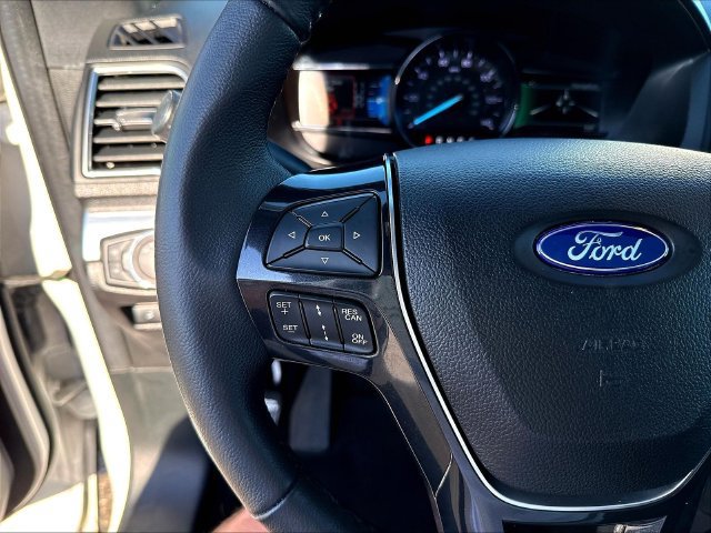 Used 2018 Ford Explorer Limited w/ Equipment Group 301A AWD/4WD image 13