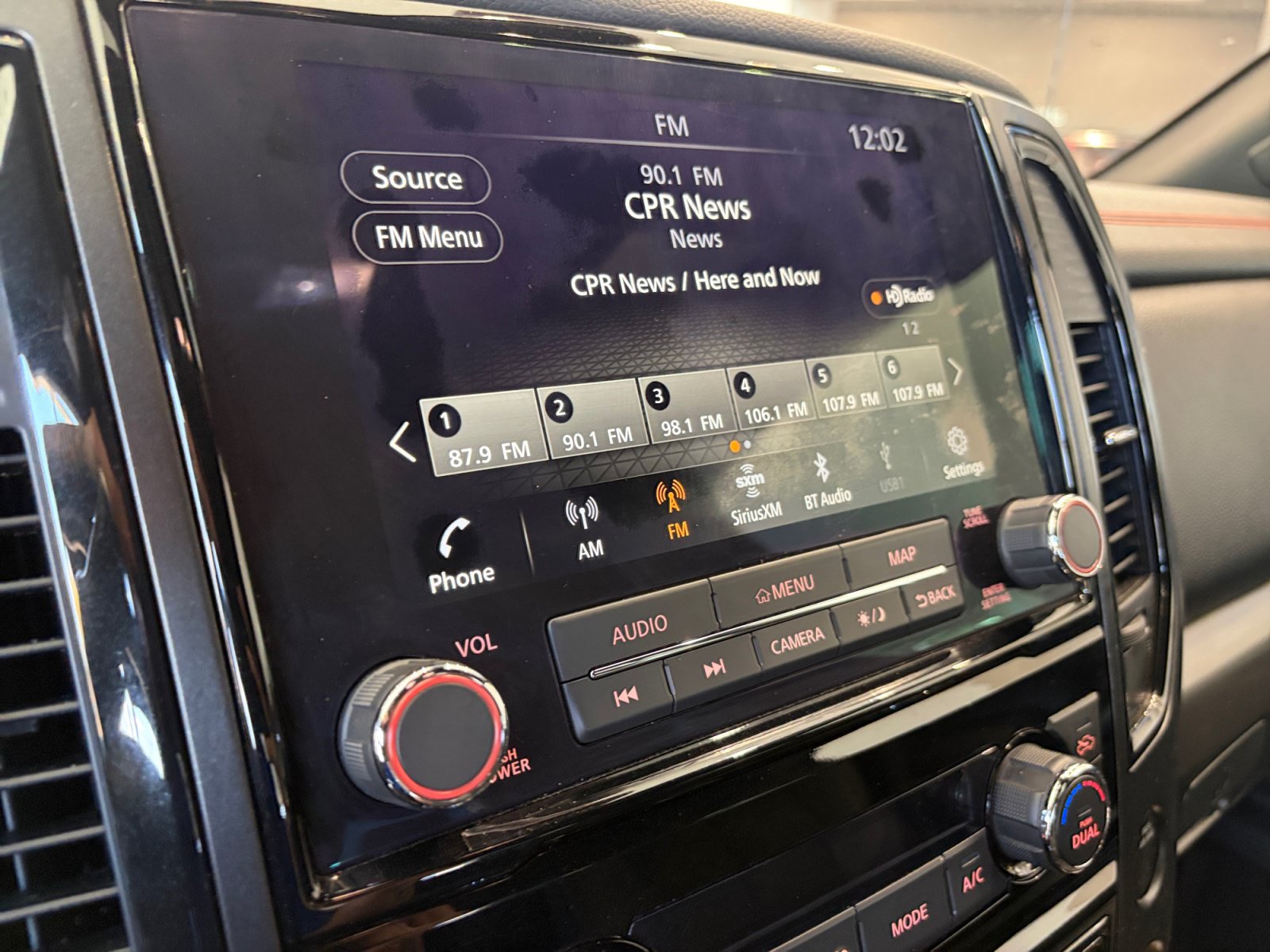 Used 2021 Nissan Titan PRO-4X w/ Pro-4x Utility Package AWD/4WD image 22