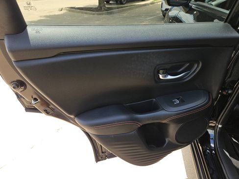 Certified 2025 Honda HR-V Sport image 12