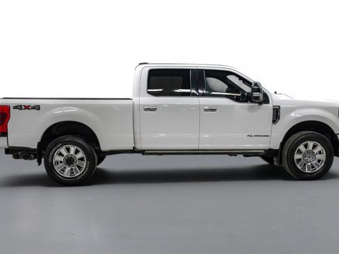 Used 2020 Ford F350 Platinum AWD/4WD image 5