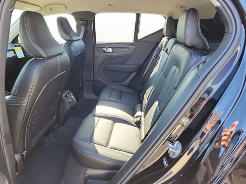 New 2026 Volvo XC40 B5 Core w/ Climate Package image 13