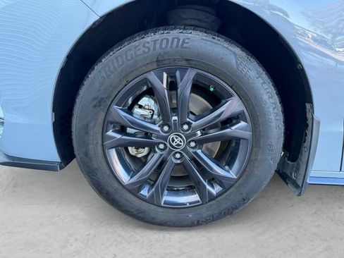 Used 2024 Toyota Sienna XSE image 23