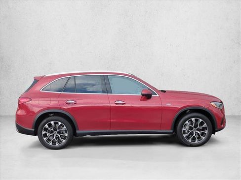 Certified 2025 Mercedes-Benz GLC 350e 4MATIC image 4