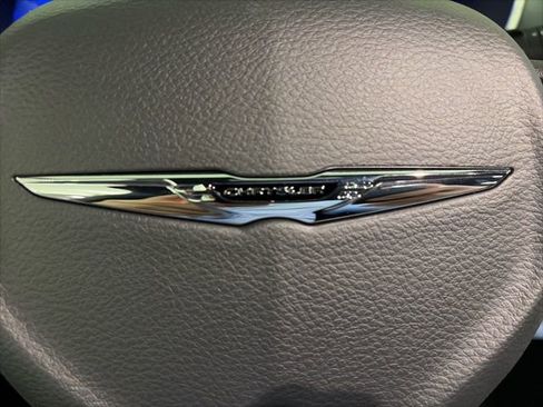 New 2026 Chrysler Pacifica Limited FWD image 29
