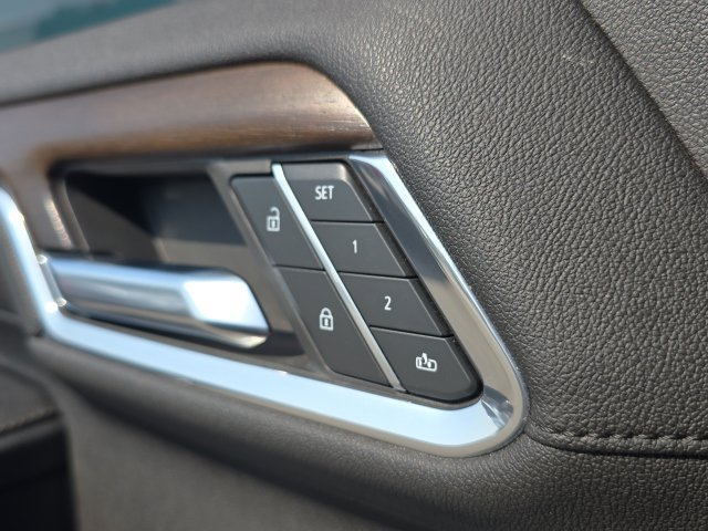 Used 2024 Chevrolet Silverado 3500 High Country w/ High Country Premium Package AWD/4WD image 26