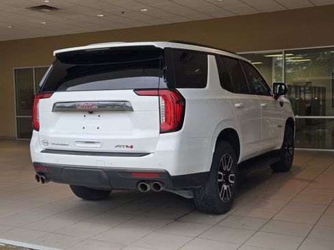 Used 2023 GMC Yukon AT4 AWD/4WD image 7