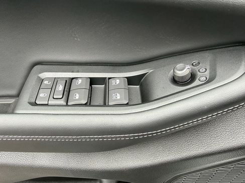 New 2025 Jeep Grand Cherokee L Limited w/ Black Appearance Package image 14