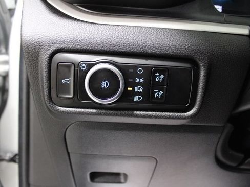 Used 2023 Ford Explorer XLT w/ Equipment Group 202A AWD/4WD image 44