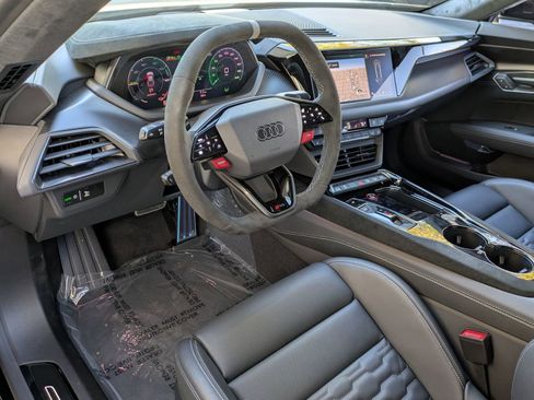 New 2026 Audi RS e-tron GT performance image 8