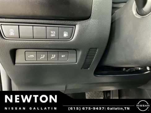 Used 2025 MAZDA CX-50 AWD 2.5 Hybrid w/ Premium Pkg image 48