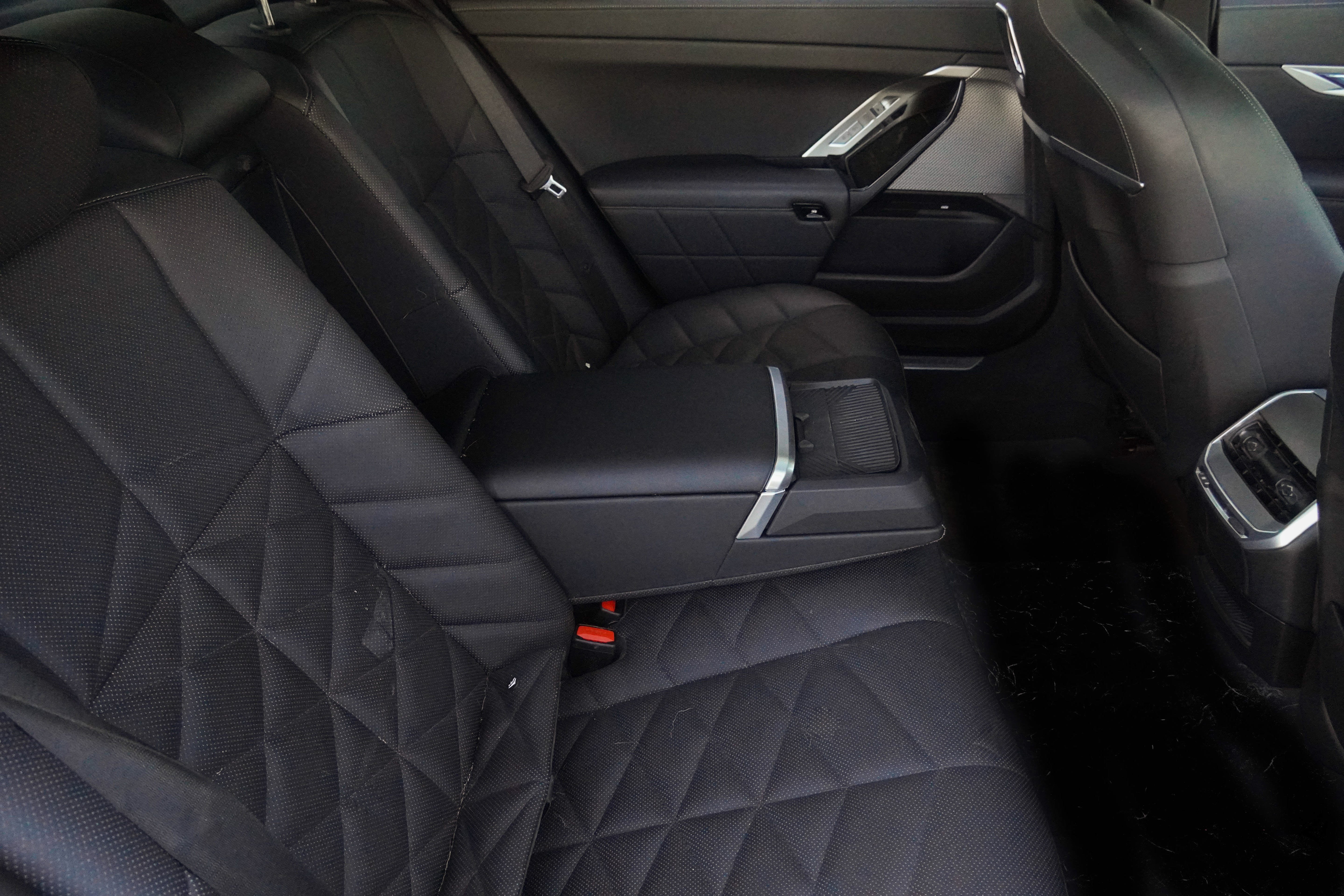 Certified 2023 BMW 740i w/ Parking Assistance Package RWD image 33