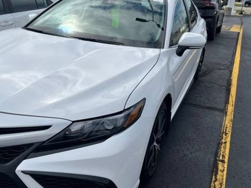 Used 2024 Toyota Camry SE w/ Blackout Package (TMS) FWD image 1