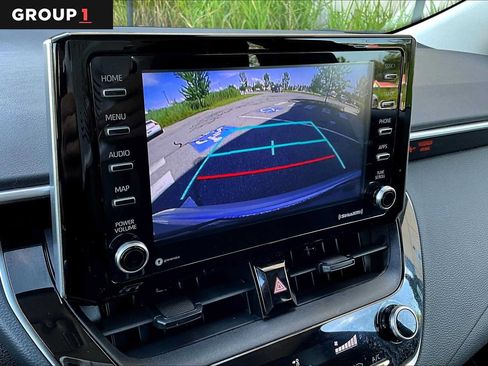 Used 2021 Toyota Corolla LE FWD image 28