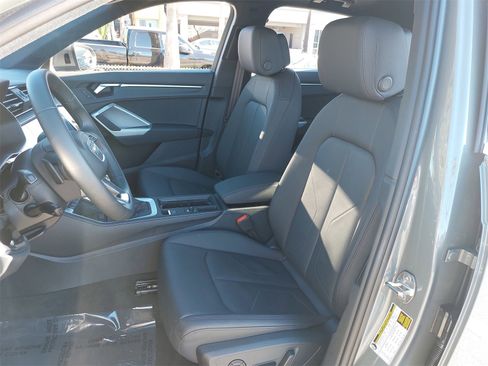 Used 2025 Audi Q3 2.0T Premium w/ Convenience Package image 15