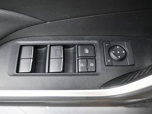Used 2022 Toyota RAV4 XLE Premium AWD/4WD image 11