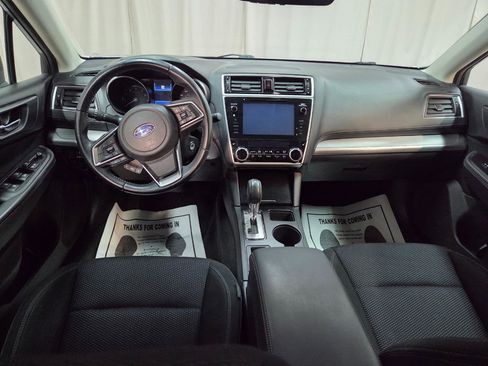 Used 2019 Subaru Outback 2.5i Premium image 21