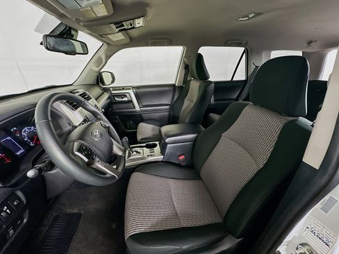 Used 2024 Toyota 4Runner SR5 image 13