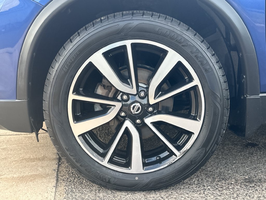 Used 2019 Nissan Rogue SL w/ Premium Package AWD/4WD image 9