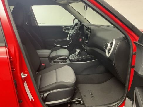 Used 2024 Kia Soul LX w/ Option Group 015 image 25