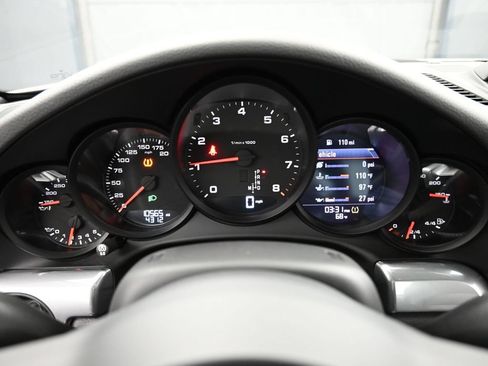 Certified 2019 Porsche 911 Targa 4 AWD/4WD image 19