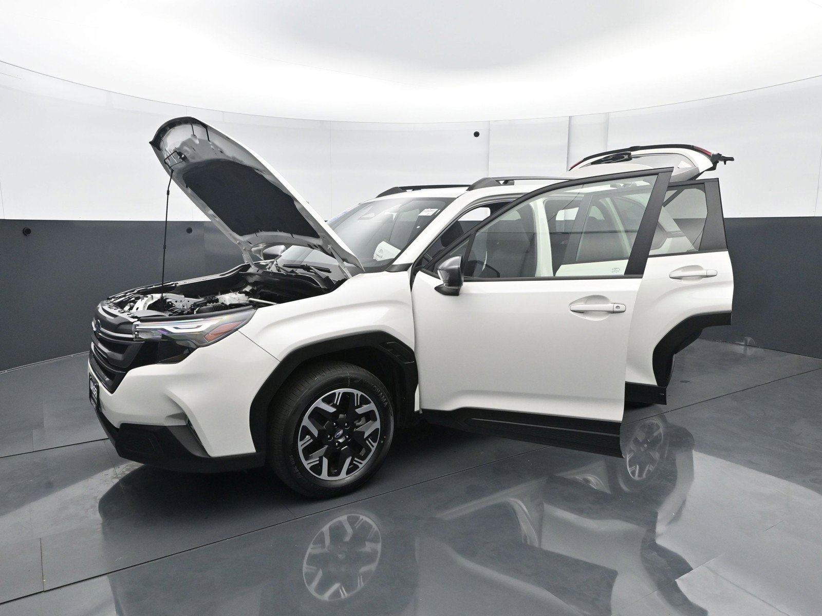 Used 2025 Subaru Forester Premium AWD/4WD image 29