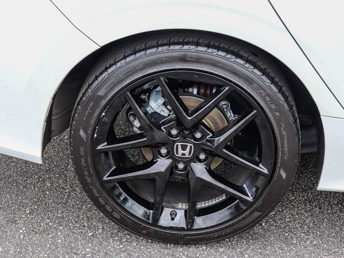 Certified 2024 Honda Civic Sport image 8