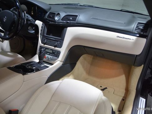 Used 2011 Maserati GranTurismo S image 22