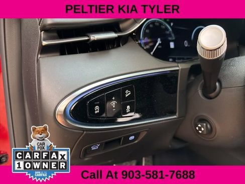 Used 2025 Genesis GV70 3.5T Sport w/ Sport Prestige Package image 18