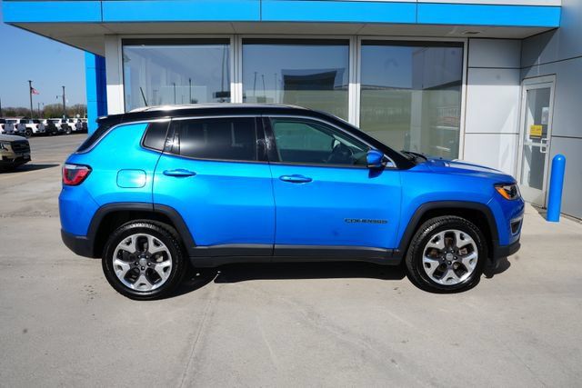 Used 2019 Jeep Compass Limited AWD/4WD image 31