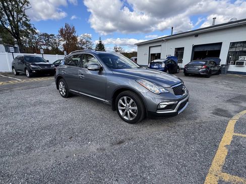 Used 2017 INFINITI QX50 Base 4dr Crossover w/ Premium Package image 6