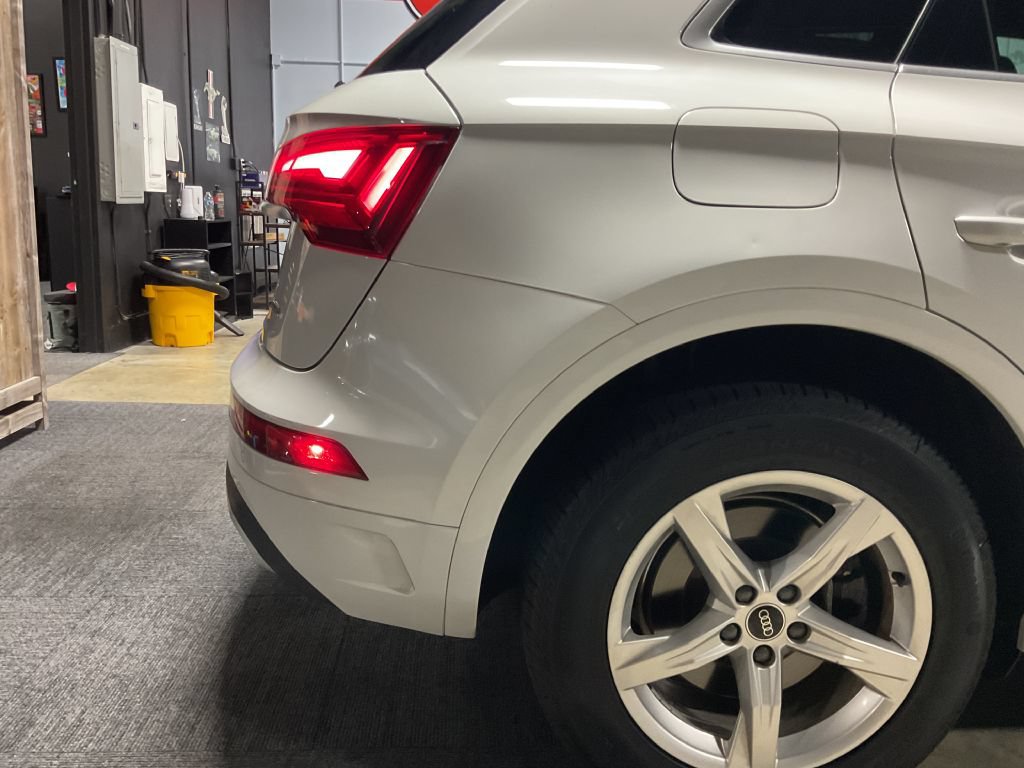 Used 2021 Audi Q5 2.0T Premium w/ Convenience Package AWD/4WD image 15