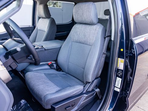 Used 2023 Ford F350 XLT image 28