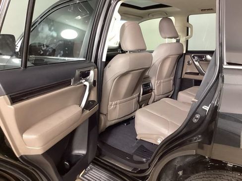 Certified 2023 Lexus GX 460 Premium AWD/4WD image 21