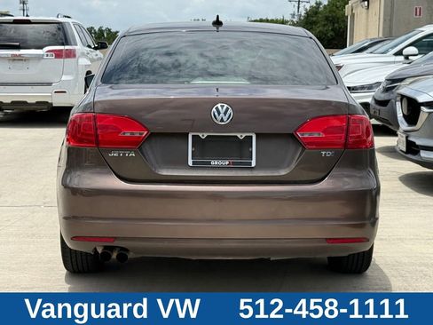 Used 2012 Volkswagen Jetta TDI FWD image 8
