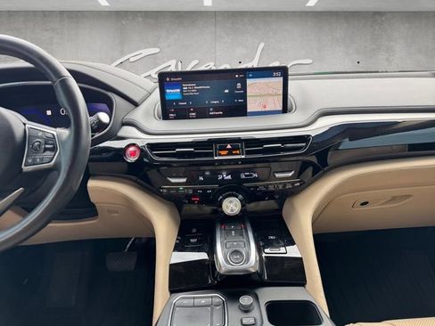 Used 2024 Acura MDX Technology image 3