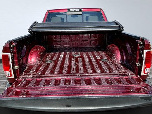 Used 2016 RAM 3500 Laramie image 18