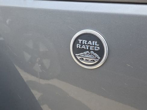 Used 2016 Jeep Wrangler Unlimited Sahara w/ Connectivity Group image 7