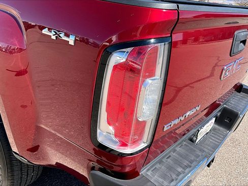 Used 2017 GMC Canyon SLE w/ Trailering Package image 24