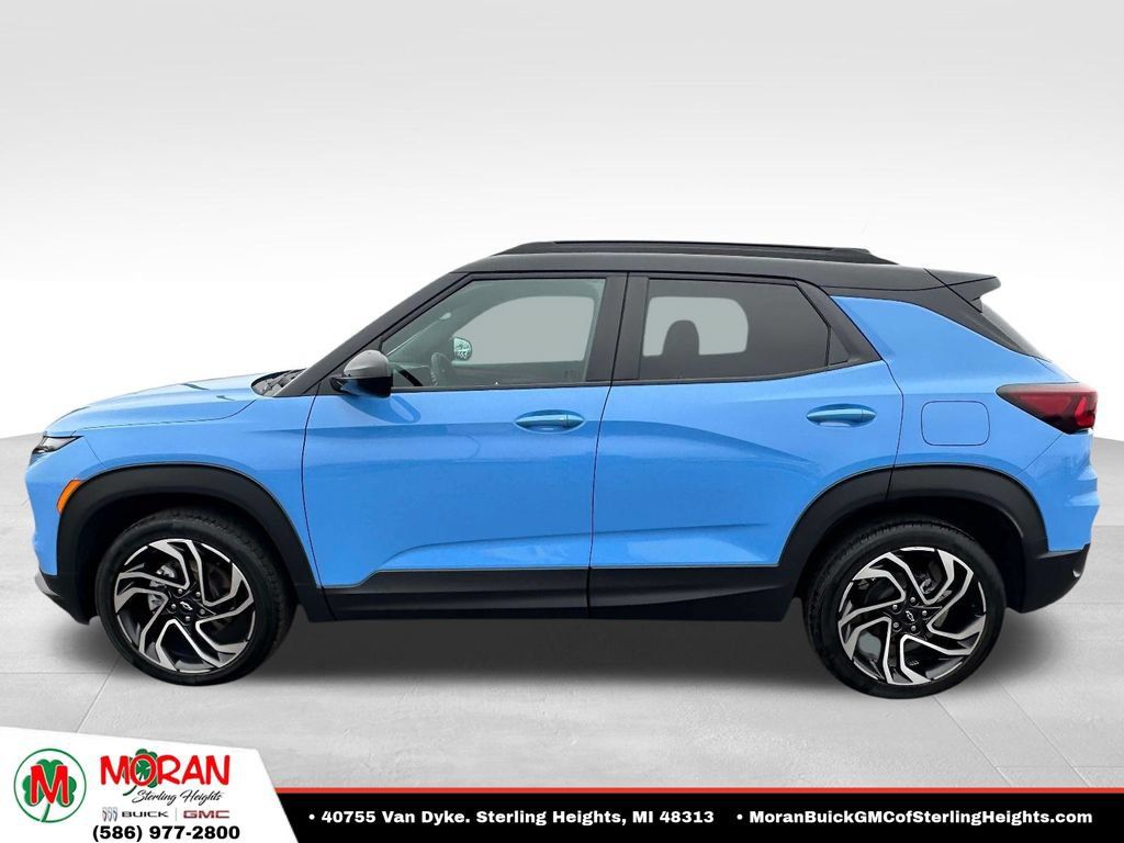Certified 2024 Chevrolet TrailBlazer RS w/ Convenience Package AWD/4WD image 2