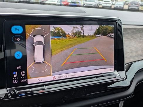 New 2026 Volkswagen Atlas SEL Premium R-Line image 22