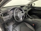 Used 2023 Toyota Camry SE image 4