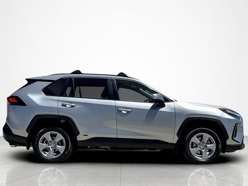 Certified 2024 Toyota RAV4 LE AWD/4WD image 6