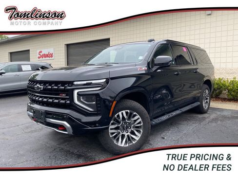 Used 2025 Chevrolet Suburban Z71 AWD/4WD image 1