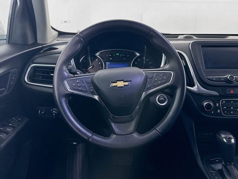 Used 2020 Chevrolet Equinox LT image 18