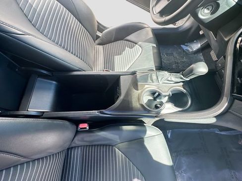 Used 2024 Toyota Camry SE FWD image 30