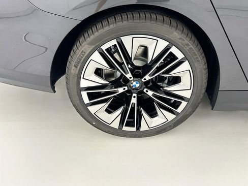 New 2026 BMW 530i w/ Premium Package RWD image 32