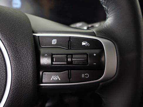 Used 2025 Kia Sportage X-Line w/ Premium Package AWD/4WD image 45