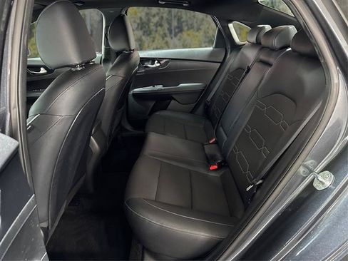 Used 2023 Kia Forte GT-Line w/ GT-Line Premium Package FWD image 10