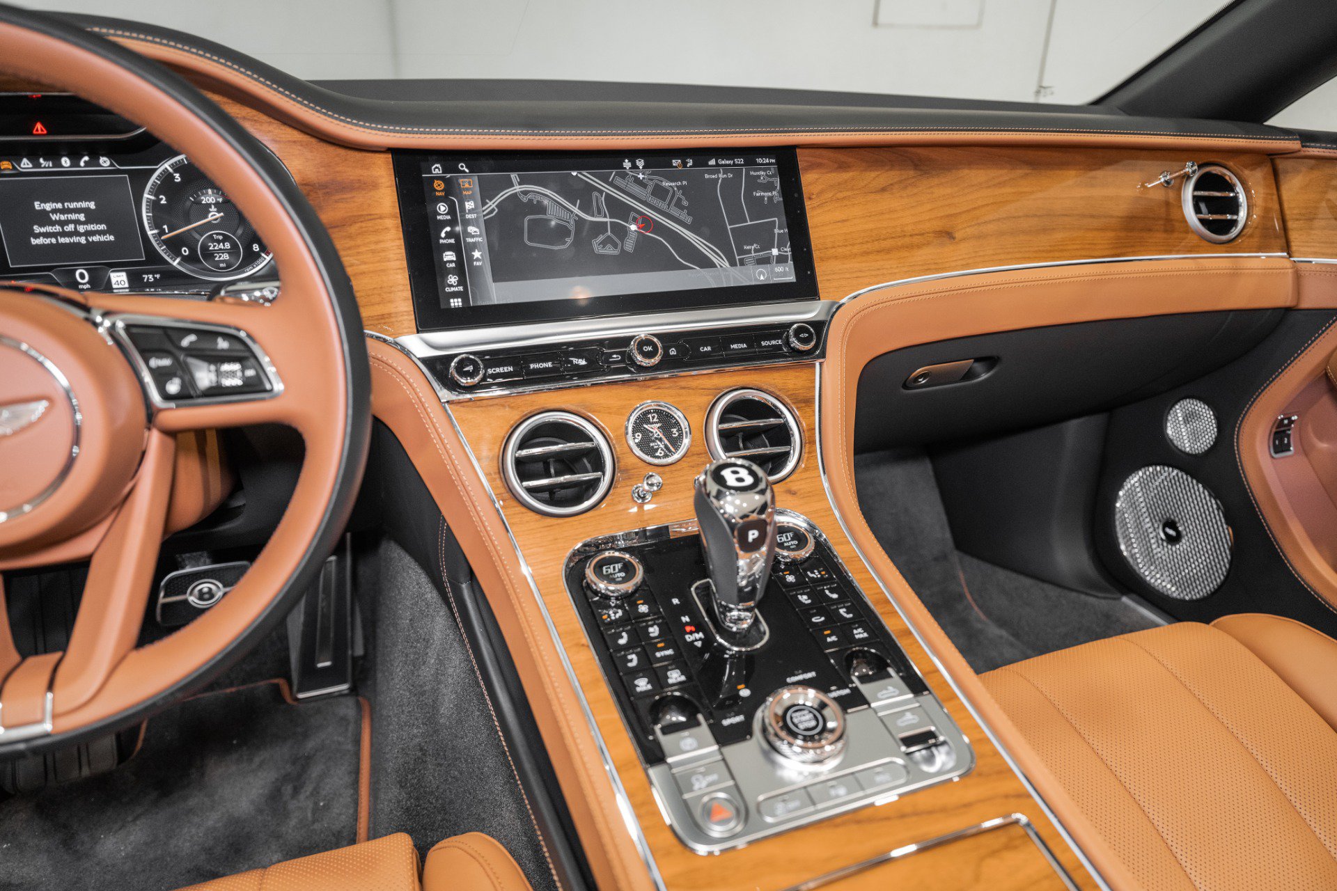 Certified 2024 Bentley Continental GT V8 AWD/4WD image 28